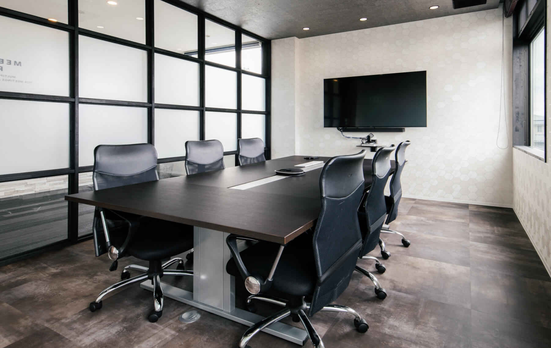 社内 / 会議室画像2